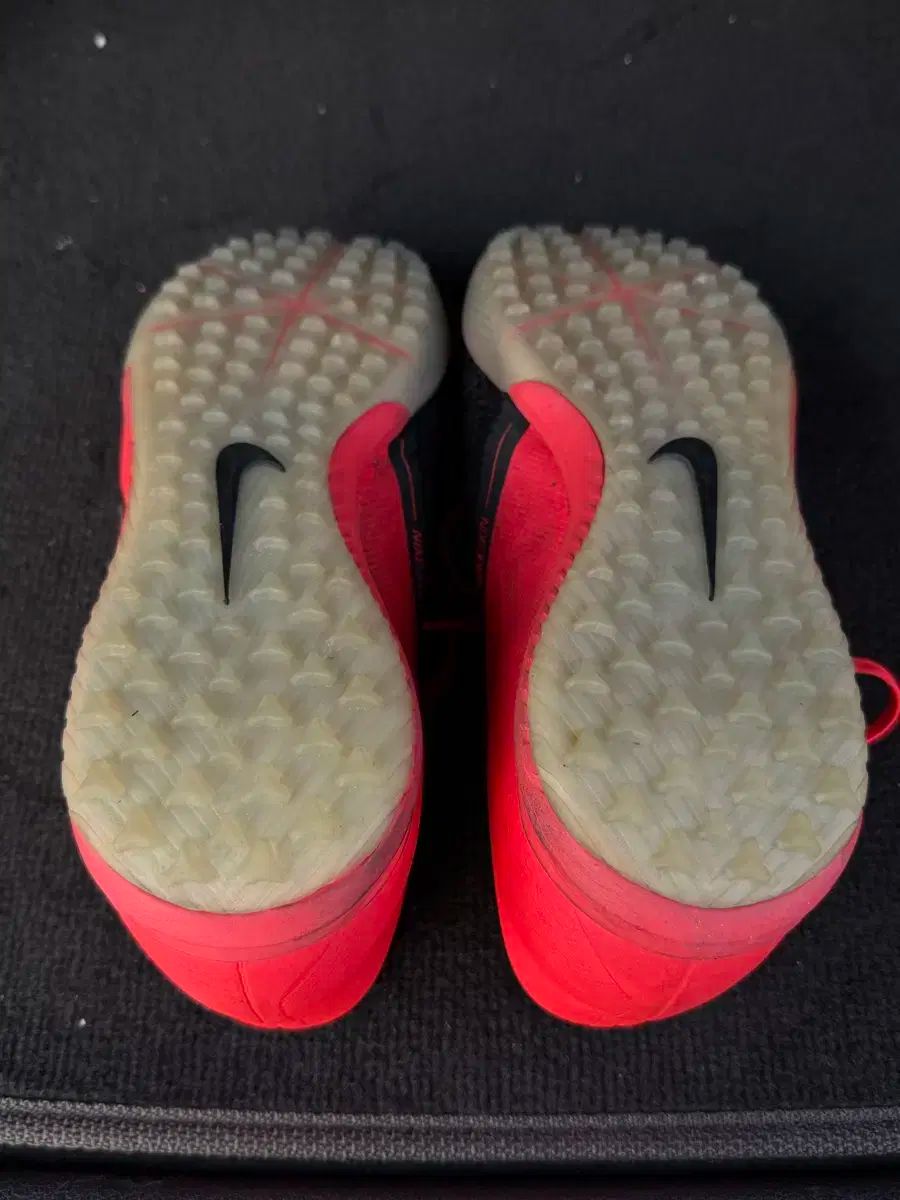 NIKE ナイキ