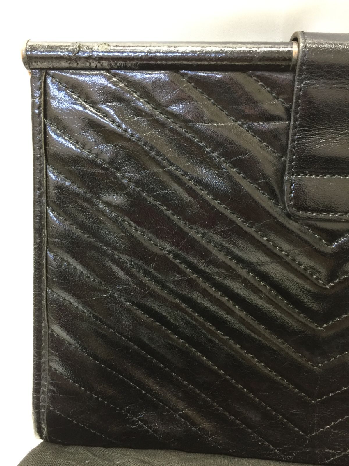 S【ヴィンテージ】イヴサンローラン Vステッチ クラッチバッグ YSL