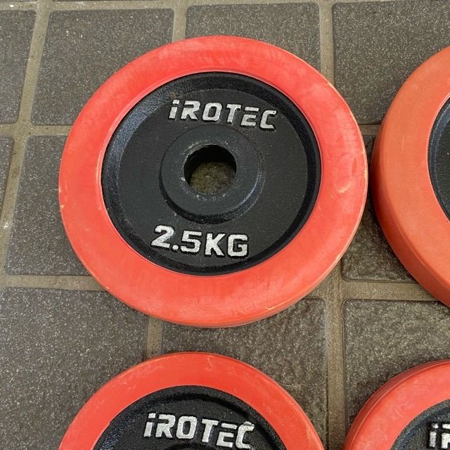 IROTECの100キロセットになります！引っ越しのため出品いたします！ 配送不可、現地引取のみ、リユース品】iROTEC 2.5㎏プレート×4