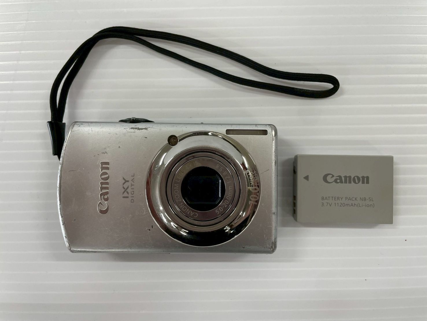 オンラインでも即完売 中古 Canon IXY 930IS コンパクトデジタルカメラ 
