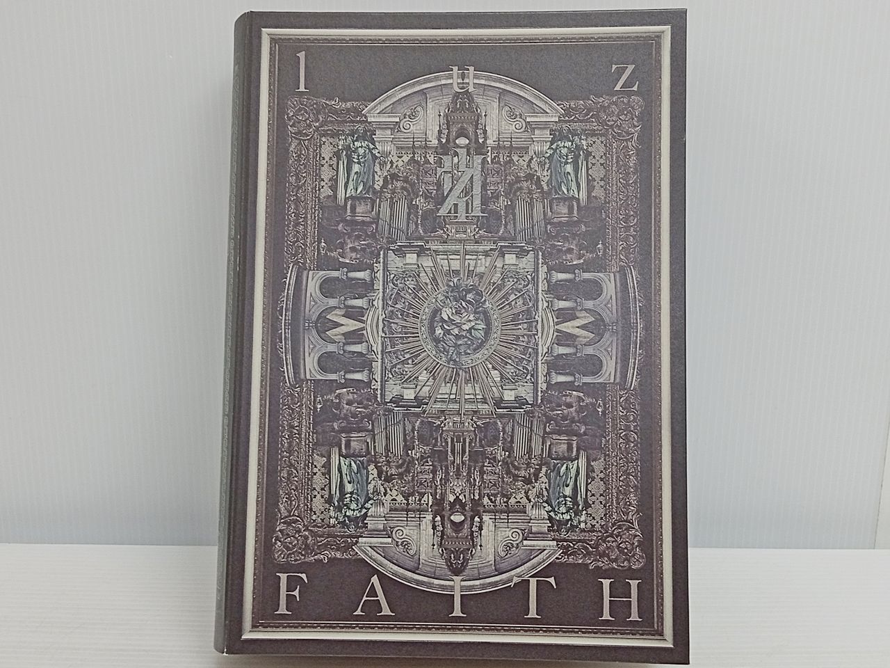 luz FAITH 教典盤 CD+DVD+コンセプトブック+オリジナルグッズ 邦楽