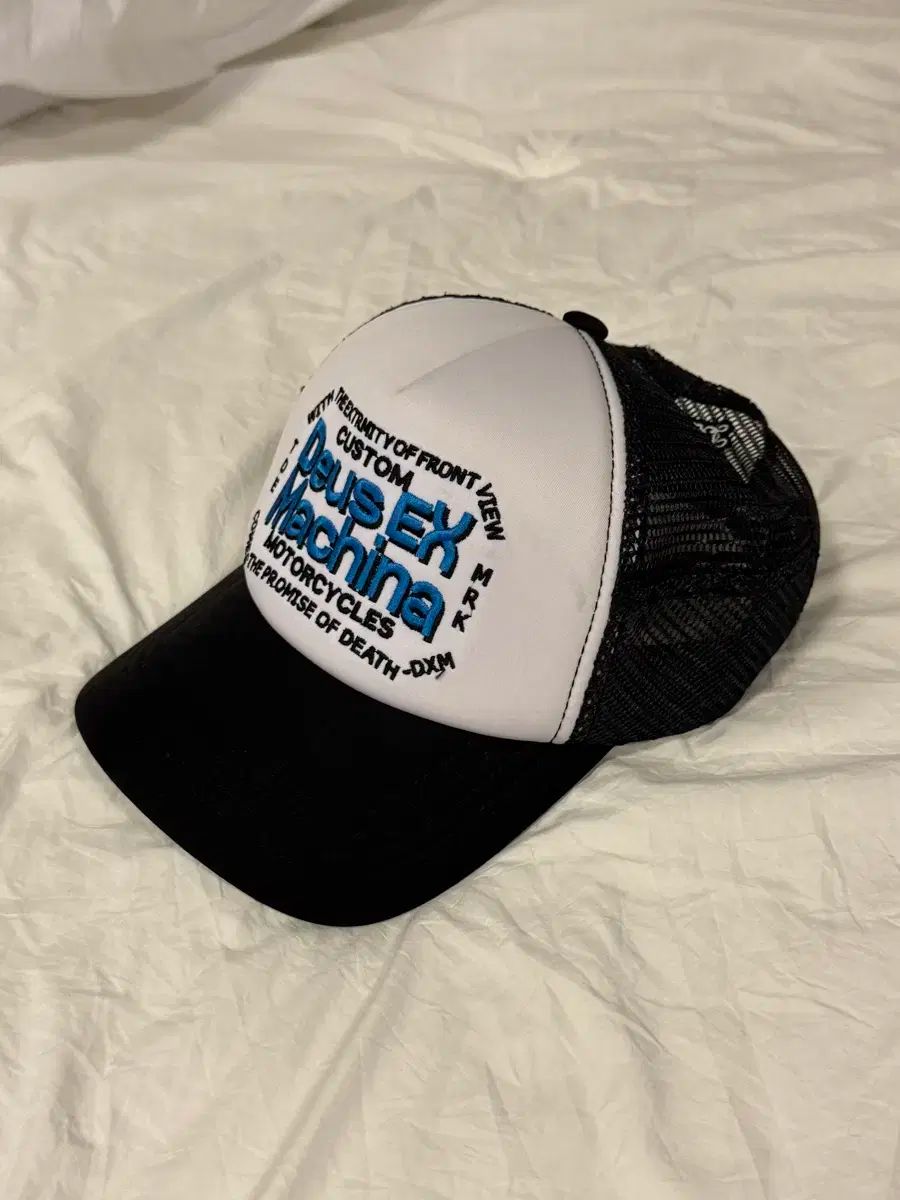 DEUS EX MACHINA デウスエクスマキナ トラッカーブラック