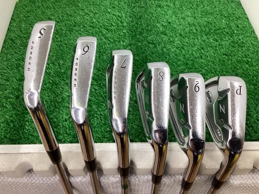 中古】 ダンロップ SRIXON Z725 #4 単品アイアン LI NS PRO