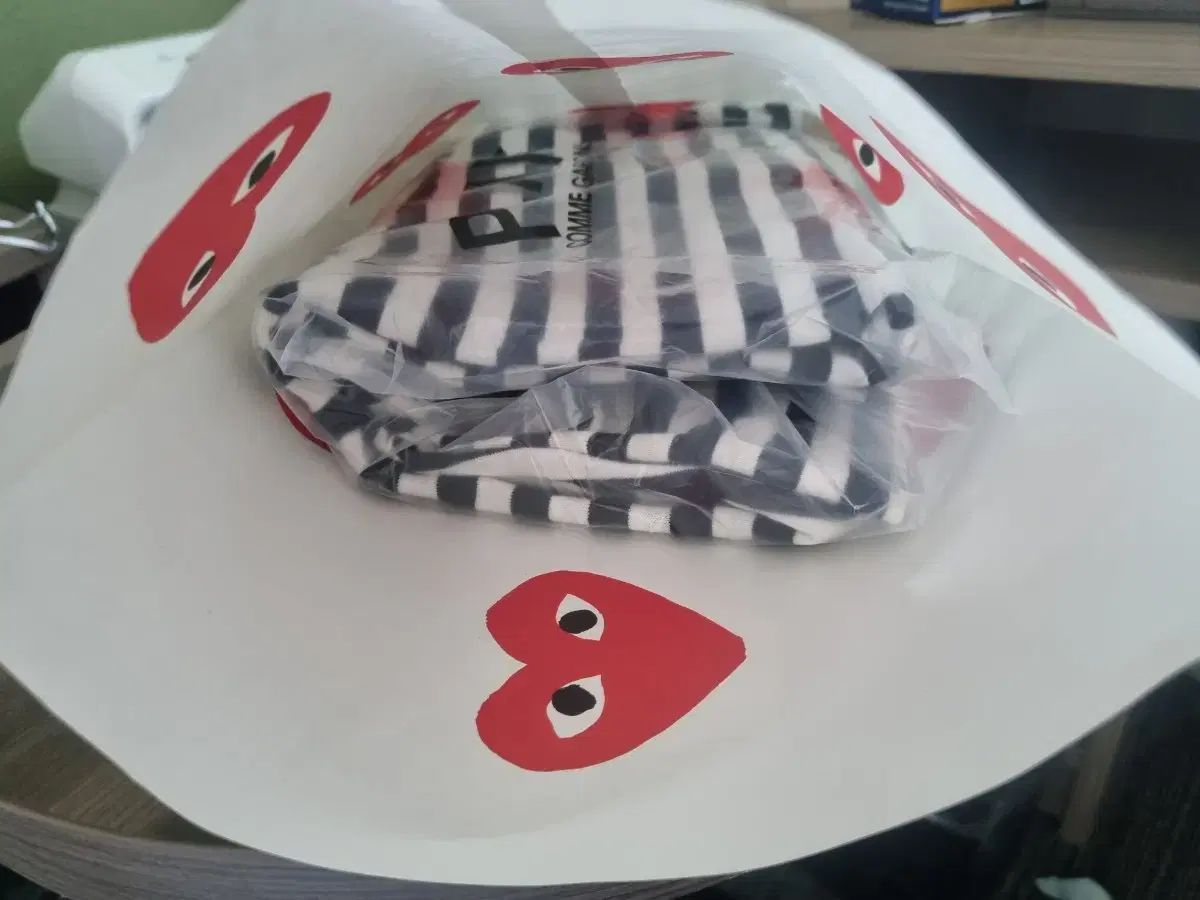 COMME des GARCONS コム デ ギャルソン ストライプ 日本 ローカル