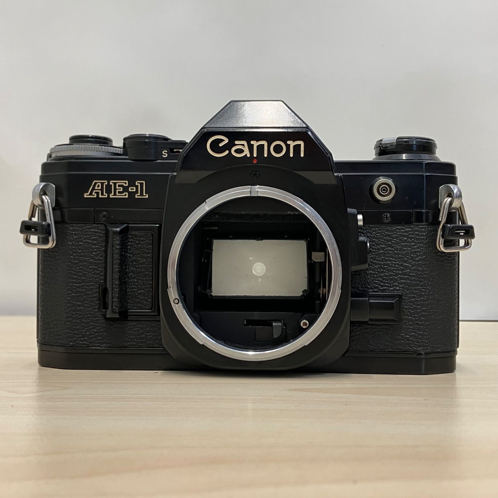 00413】 Canon AE-1 キヤノン フィルム一眼レフカメラ ストア 一眼レフ