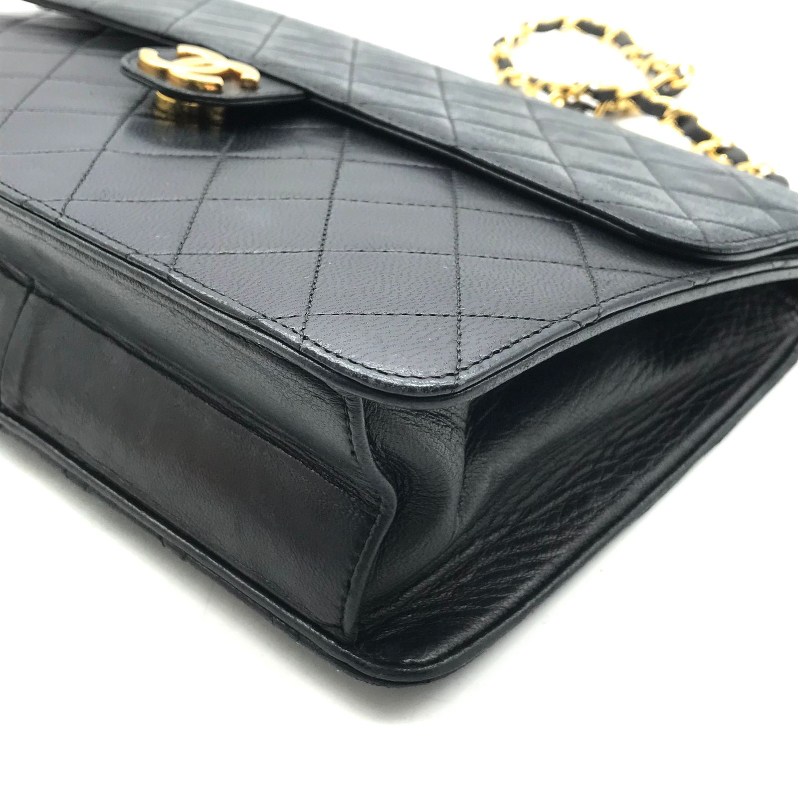 CHANEL シャネル ココマーク マトラッセ ラムスキン プッシュロック  