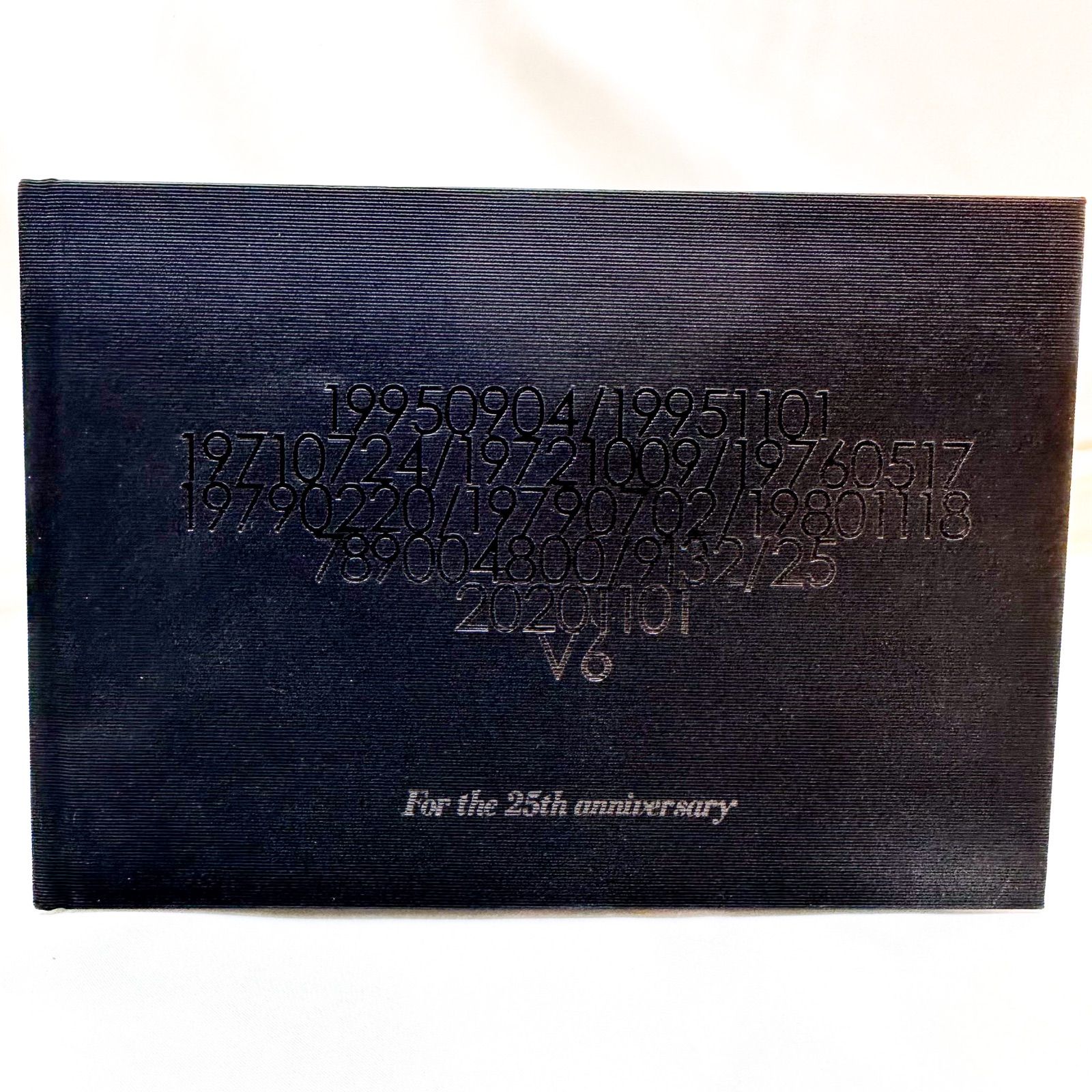 V6 ビジュアルブック 25th Anniversary 『V6 Visual Book』 - メルカリ