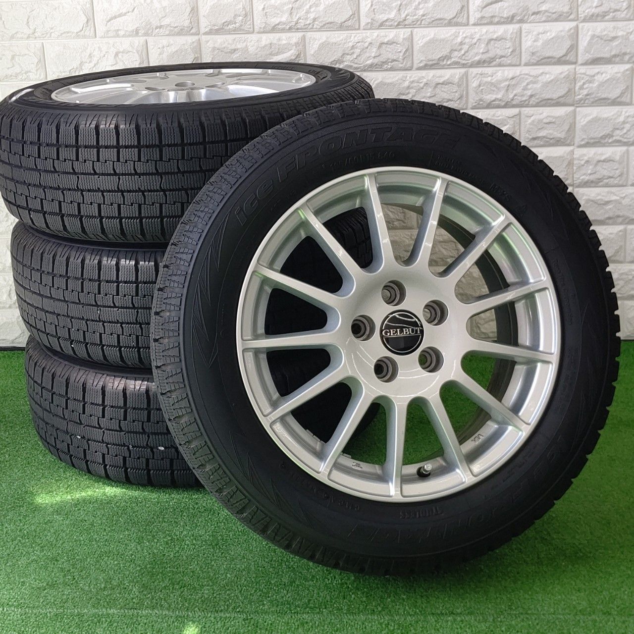 卓抜-185/60R15 15インチ HOT STUFF •クロススピード ハイパー