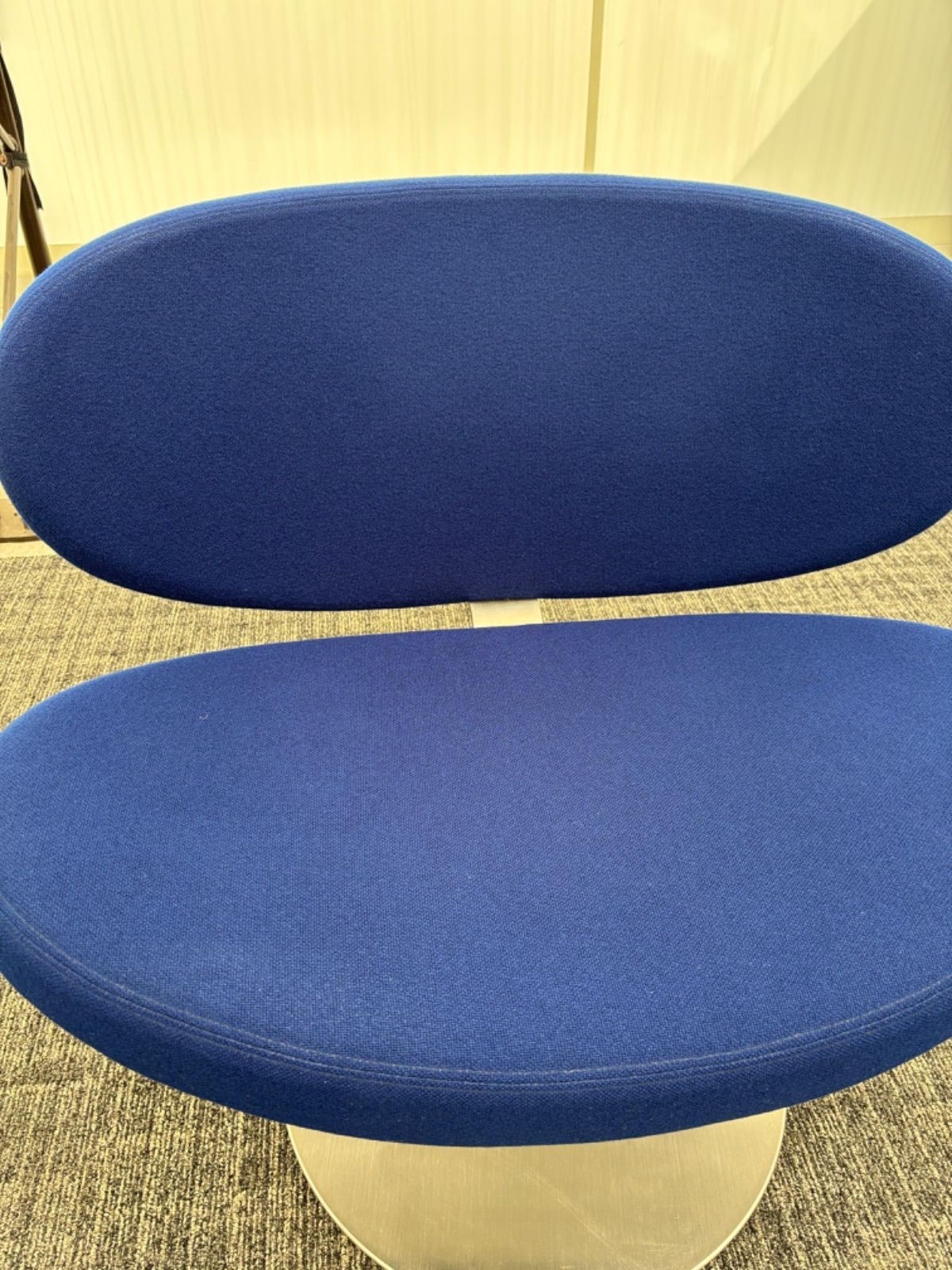 ネイビー ラウンジ家具