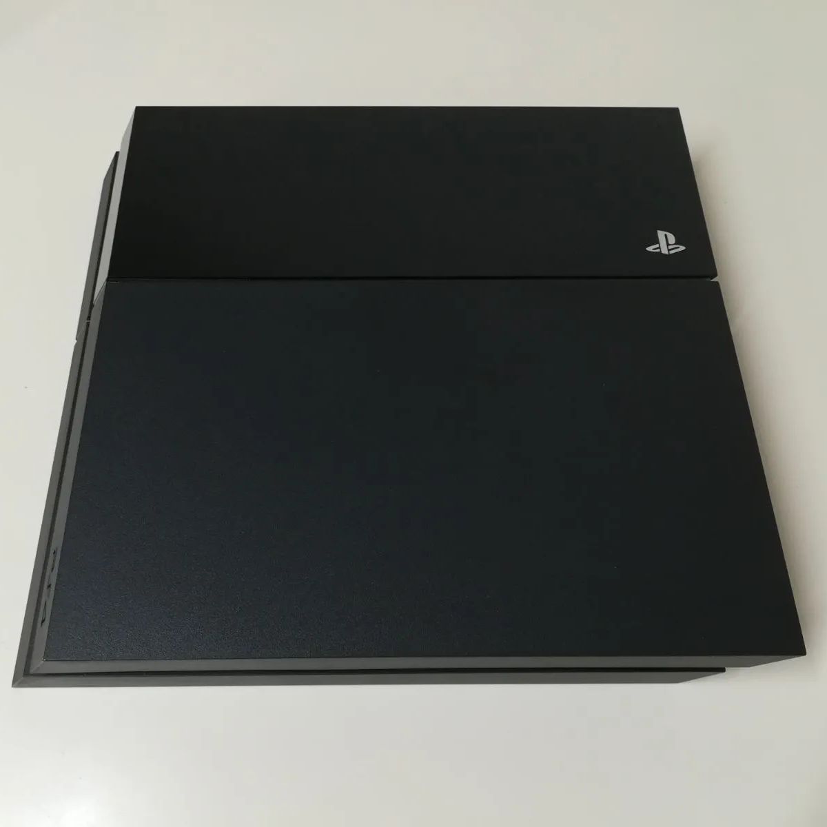 ジャンク扱い】PlayStation4 PS4 プレイステーション4 本体 CUH-1000A 通電確認済み 純正コントローラー付き 中古 1964  - メルカリ