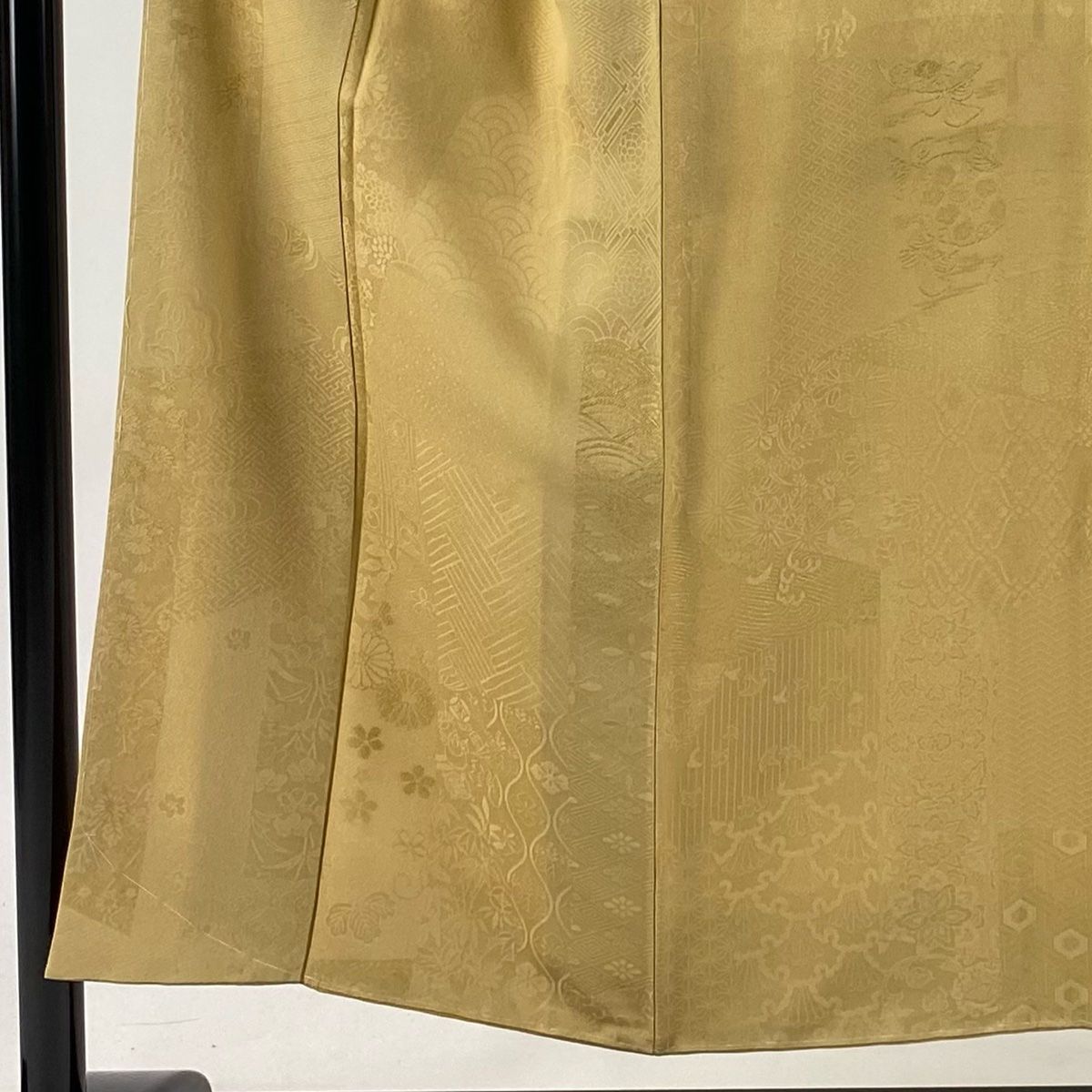 色無地 身丈151.5cm 裄丈63cm S 袷 地紋 薄黄土色 正絹