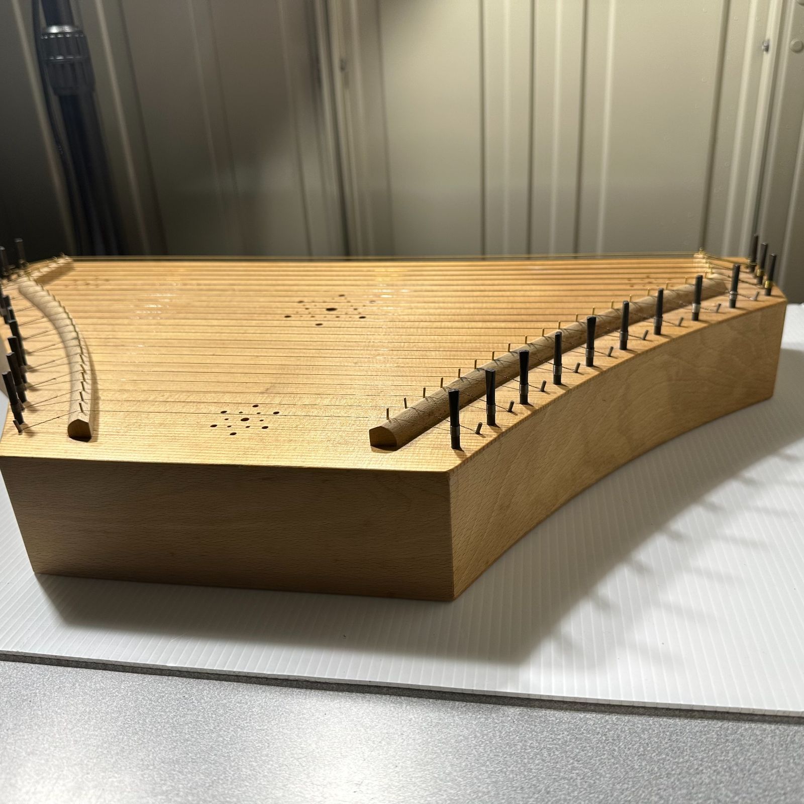 美品 古代ギリシャ民族楽器 Psaltery プサルタリー - メルカリ