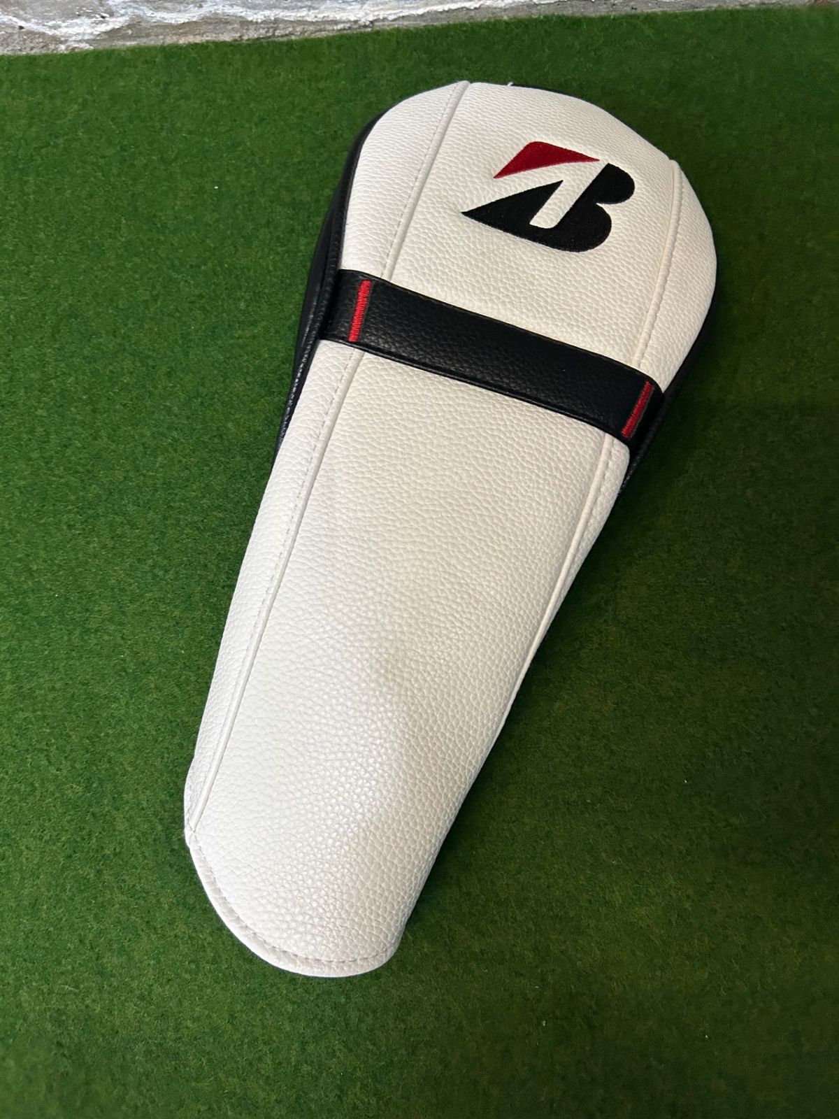 ブリヂストン B Limited 415 9.0° ヘッドのみ ブリヂストン BーLIMITED 415 9度 ヘッドのみ カバーあり ブリヂストン