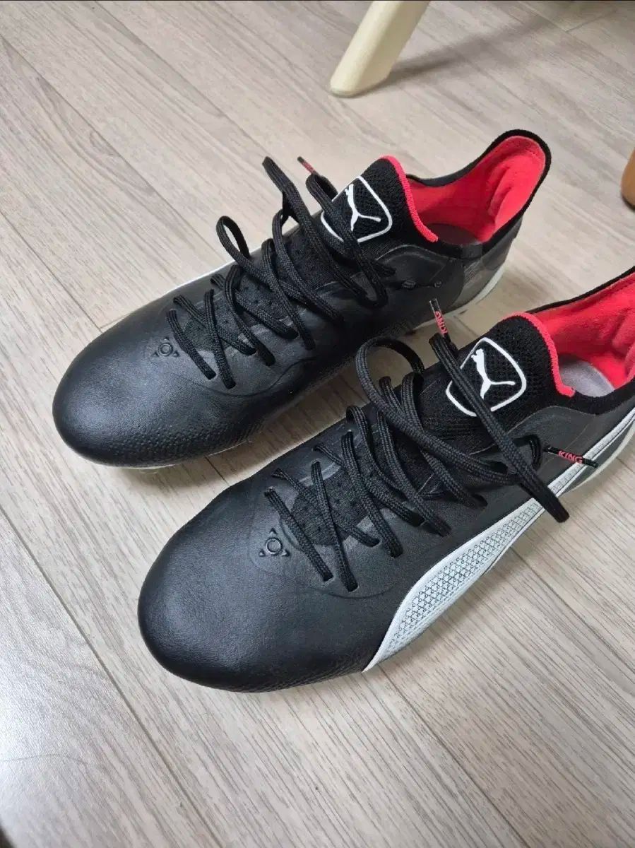 プーマ キング ULTIMATE FG AG サッカーシューズ