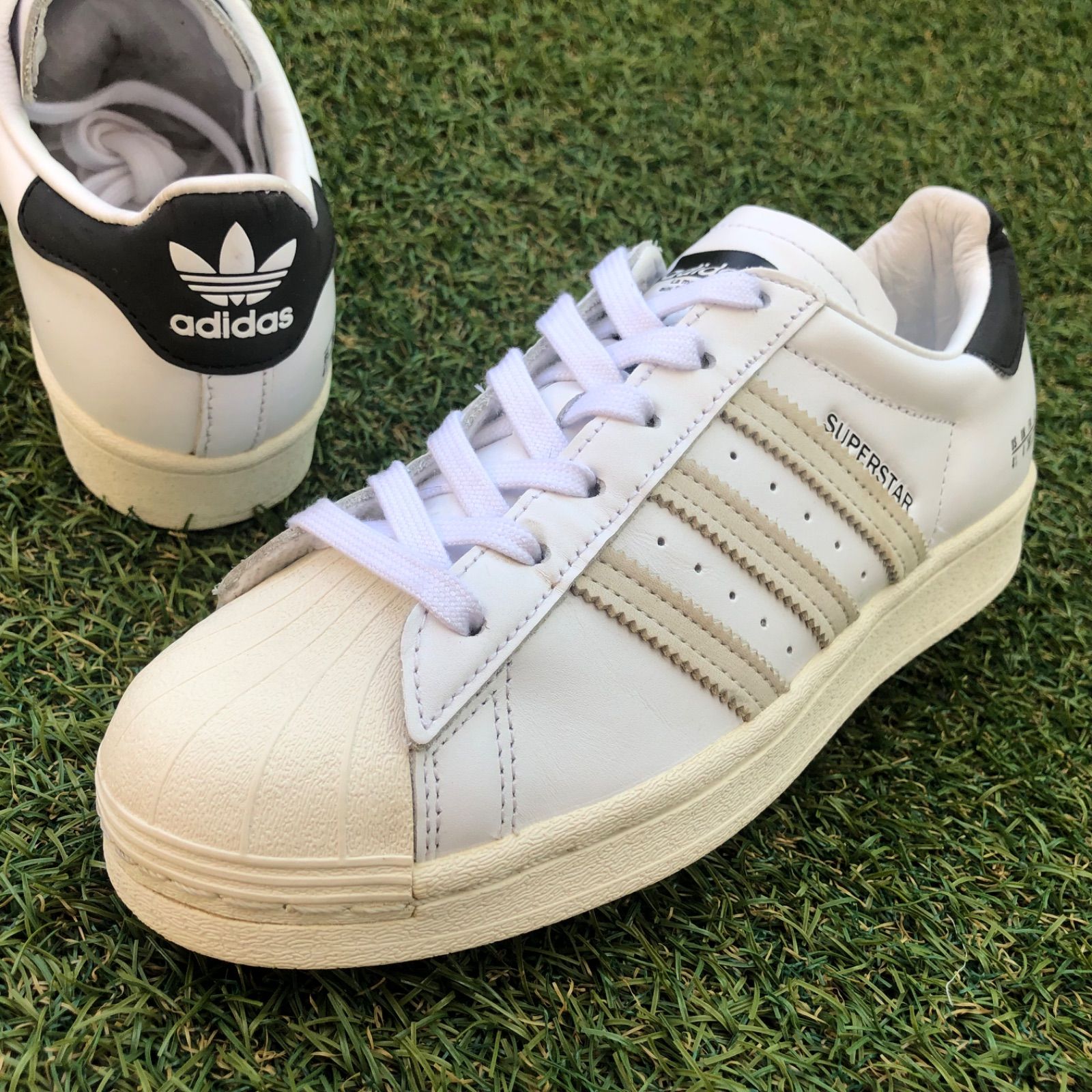 生産完了商品 美品22.5adidas SUPER STARアディダス スーパースター