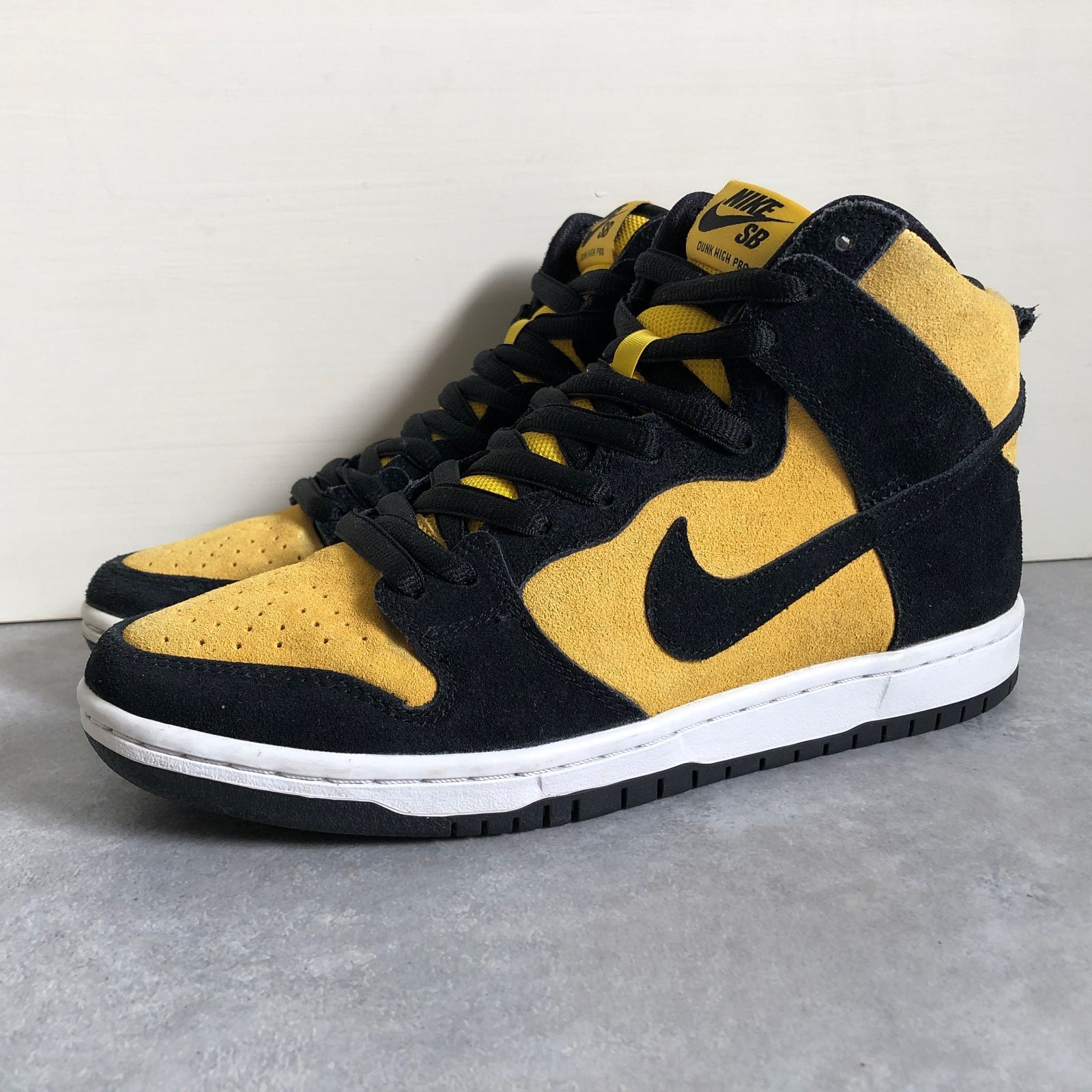 美品 NIKE SB DUNK HIGH PRO Maize and Black ダンク プロ 美品 NIKE SB DUNK HIGH PRO Maize and Black ダンク プロ