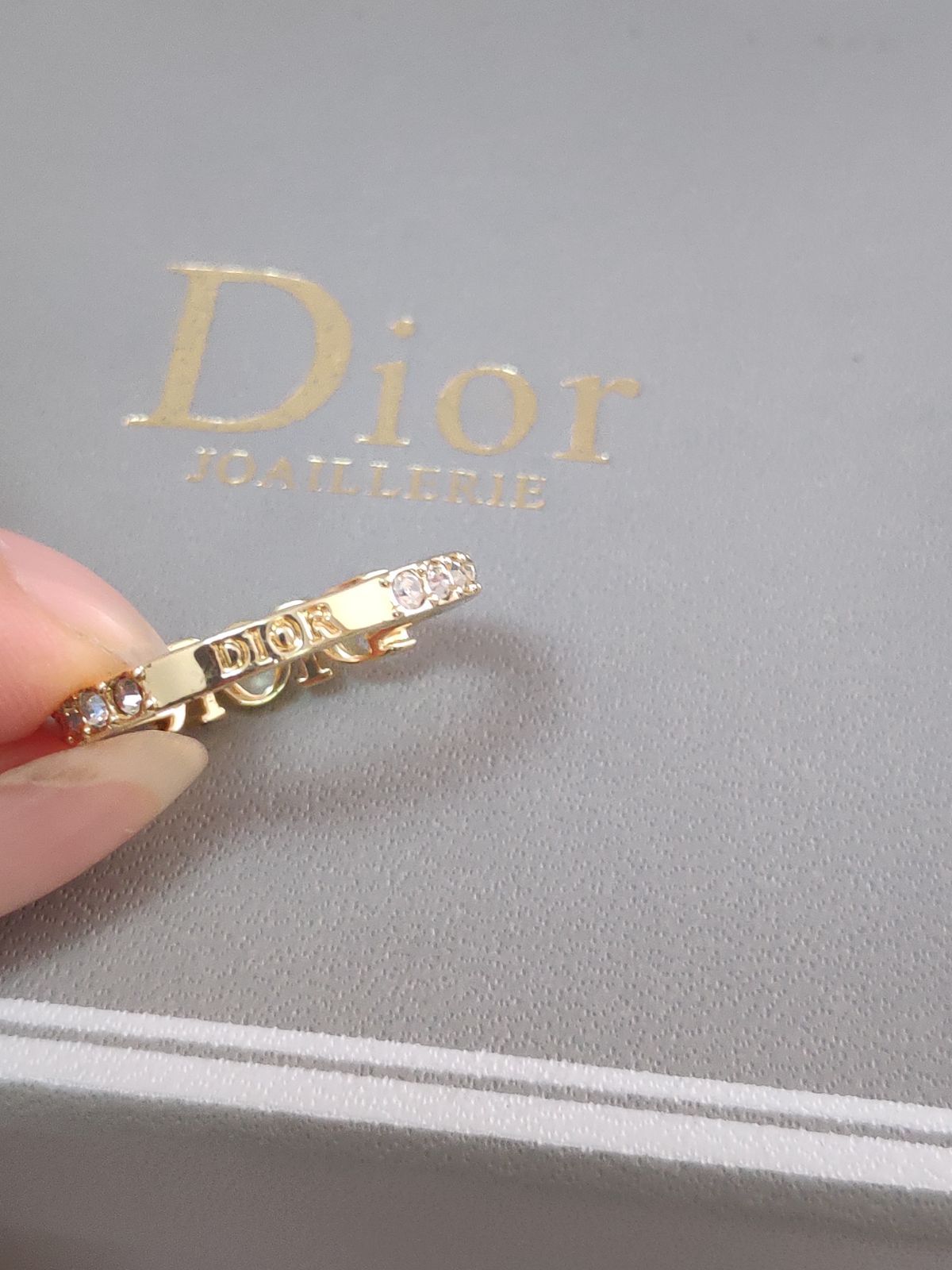 美品DIOR メタル & クリスタル リング ゴールド クリスチャンディオール✨Dior リング✿指輪 ♡DIOR メタル