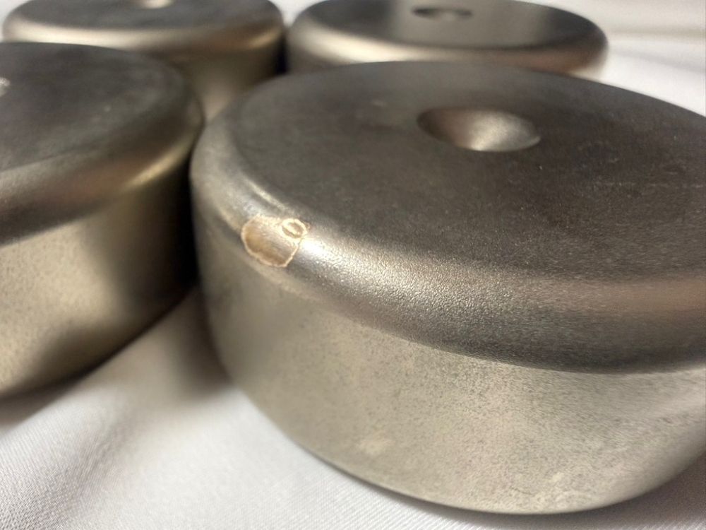 スパイク受けインシュレーター 4個セット