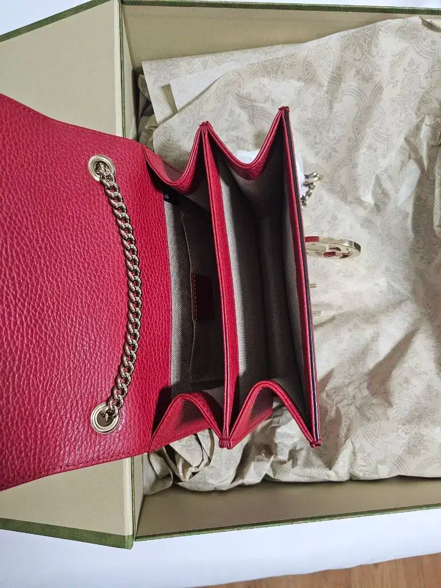 GUCCI グッチ インターロッキングチェーンバッグ クロスバッグ グッチクロスボディバッグ グッチショルダーバッグ販売 DECORATOM_COM_BR