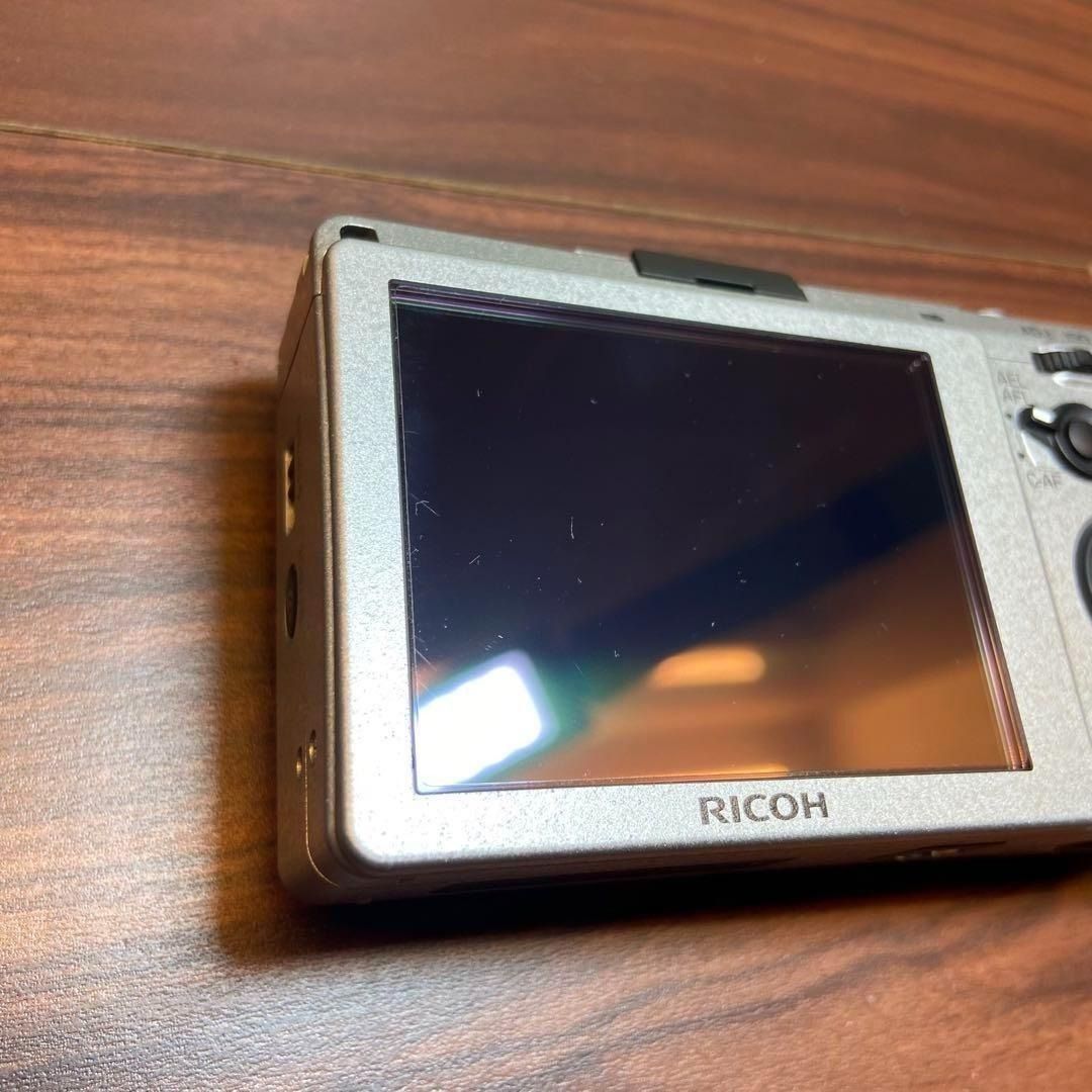 RICOH GR Ⅱ Silver edition デジカメ ほぼ新品 3446 - メルカリ