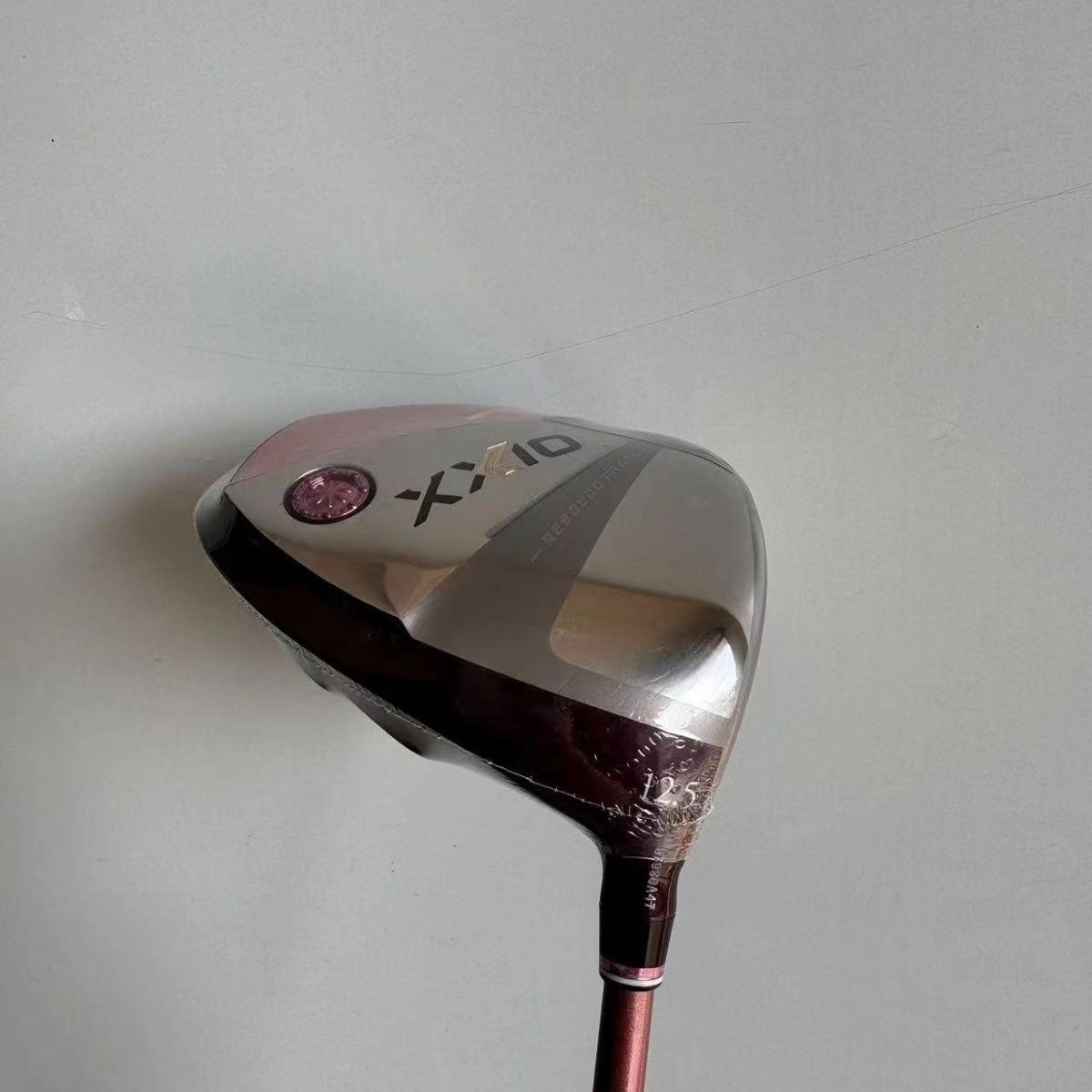 レッド MP1300