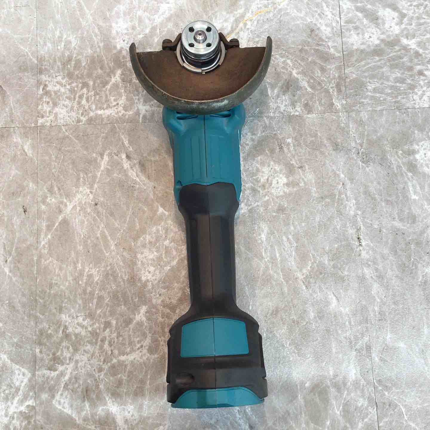 マキタ makita 100mmコードレスディスクグラインダ GA404DZN GA404DN 八潮店