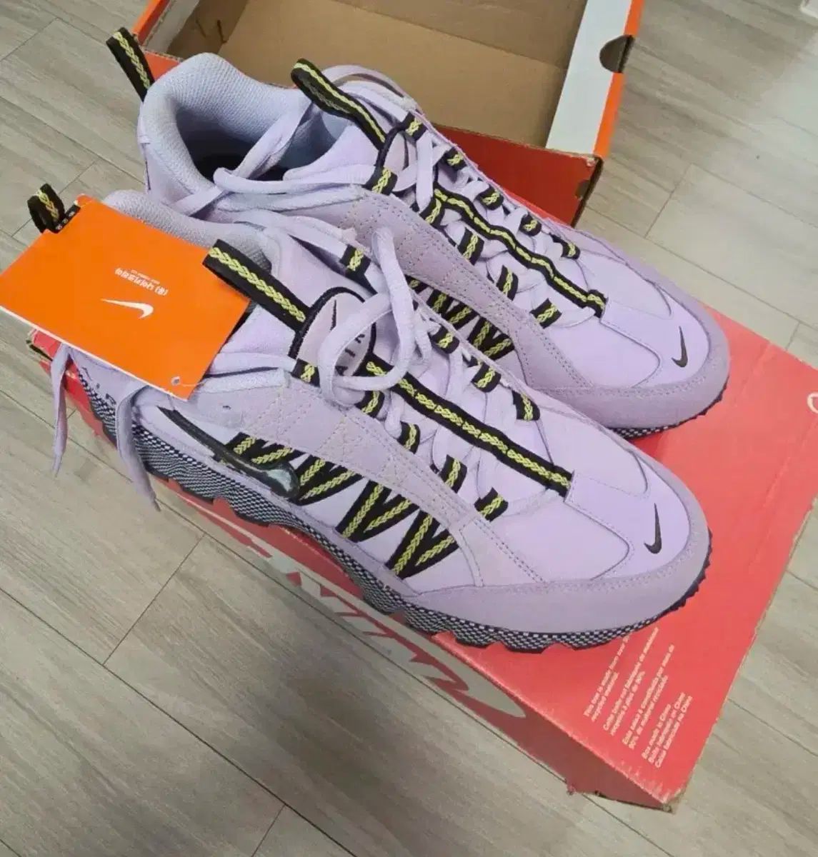 NIKE ナイキ エア フマラ バイオレット アッシュ 280