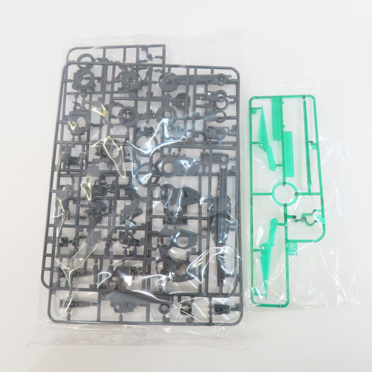 ダブルオークアンタフルセイバー