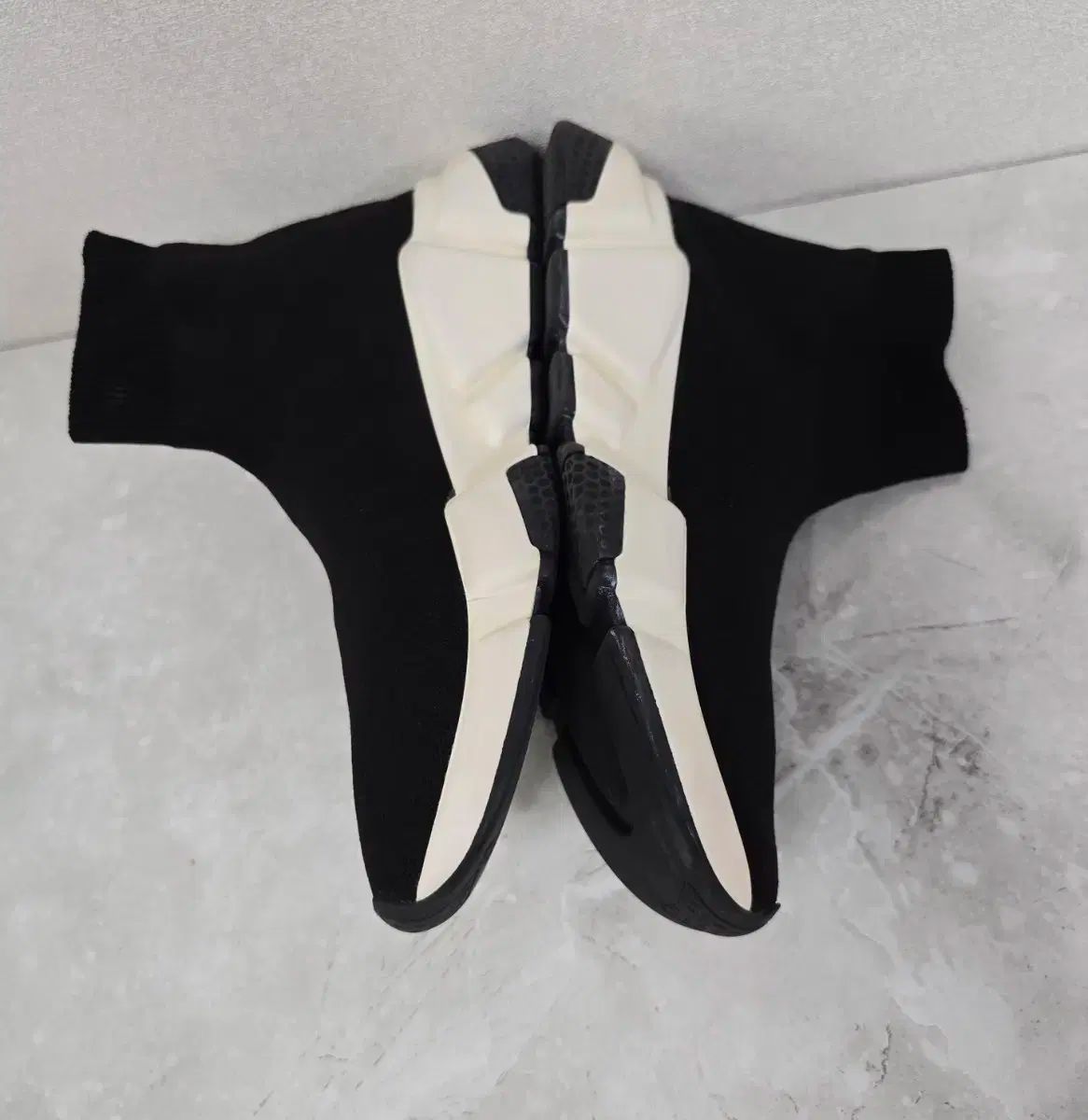 値下げ可能　送料込み　BALENCIAGA スピードトレーナー　38 Balenciaga バレンシアガ スピード トレーナー - FARFETCH
