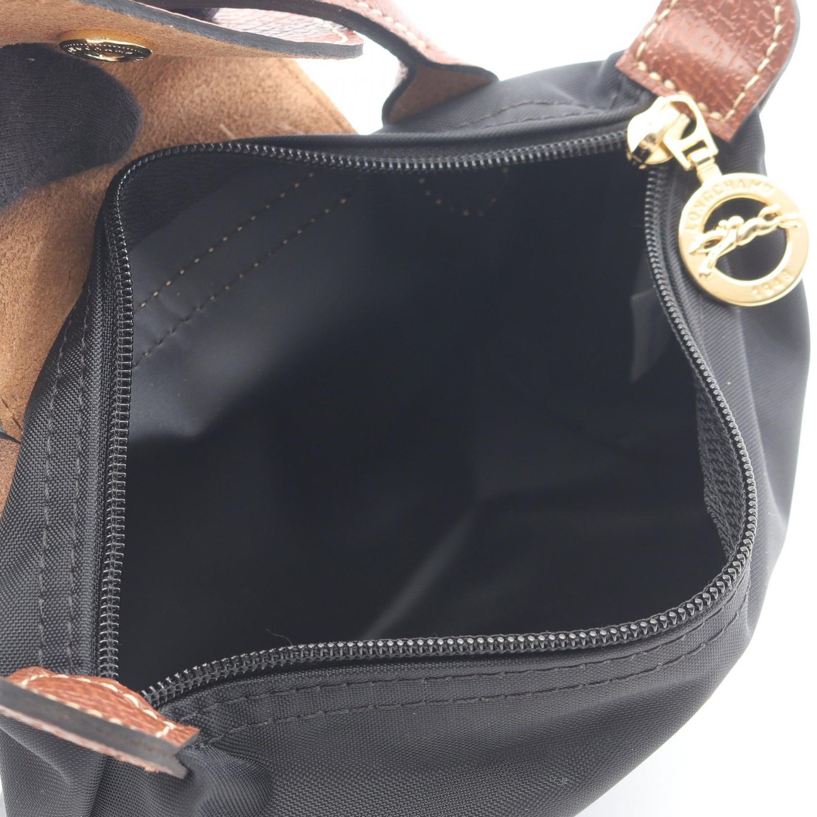 ブラック キャンバス