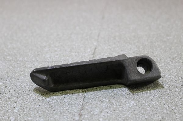 ☆カワサキ☆ZZR400☆ZX400K☆タンデムステップ左☆K36-35