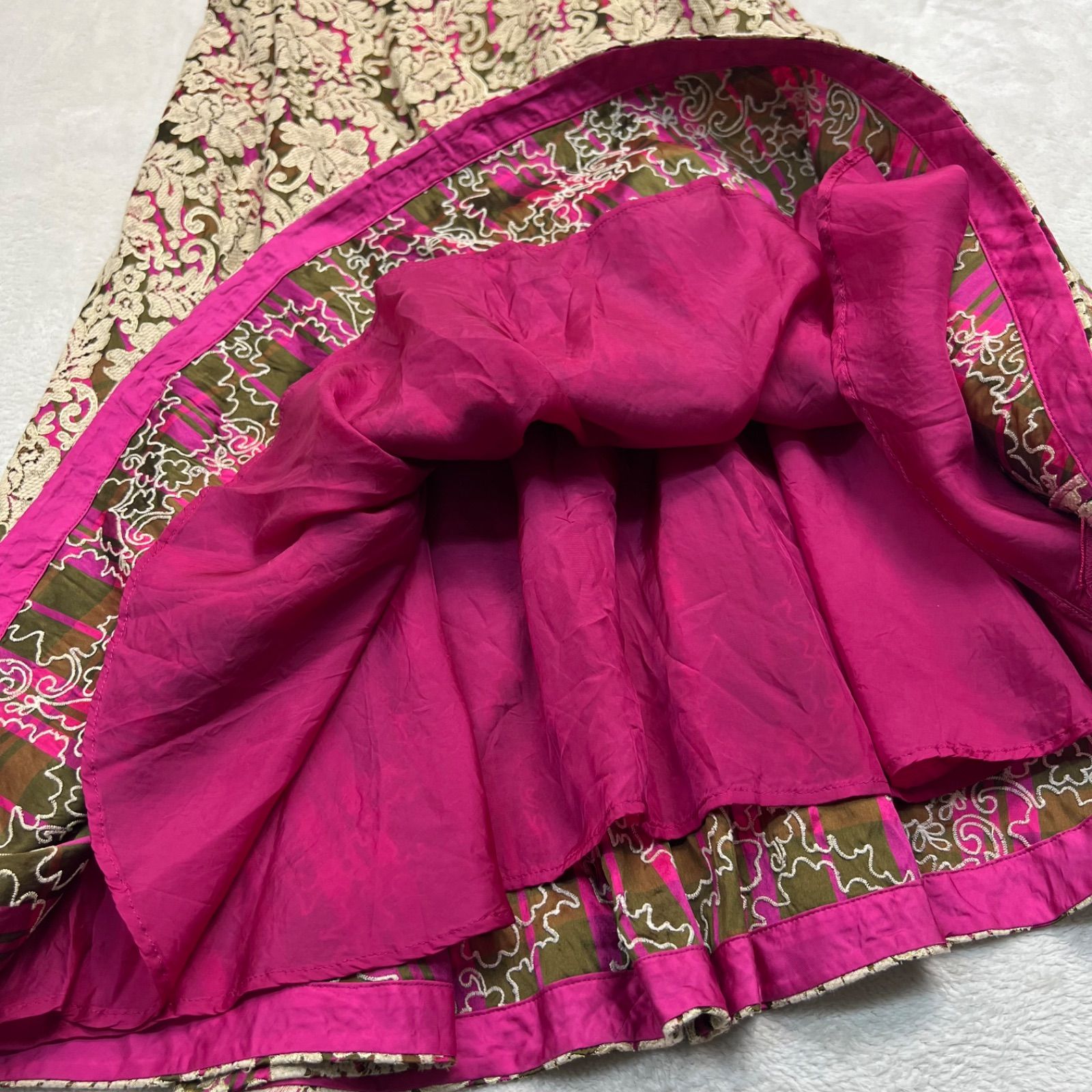 スカート サイズ2