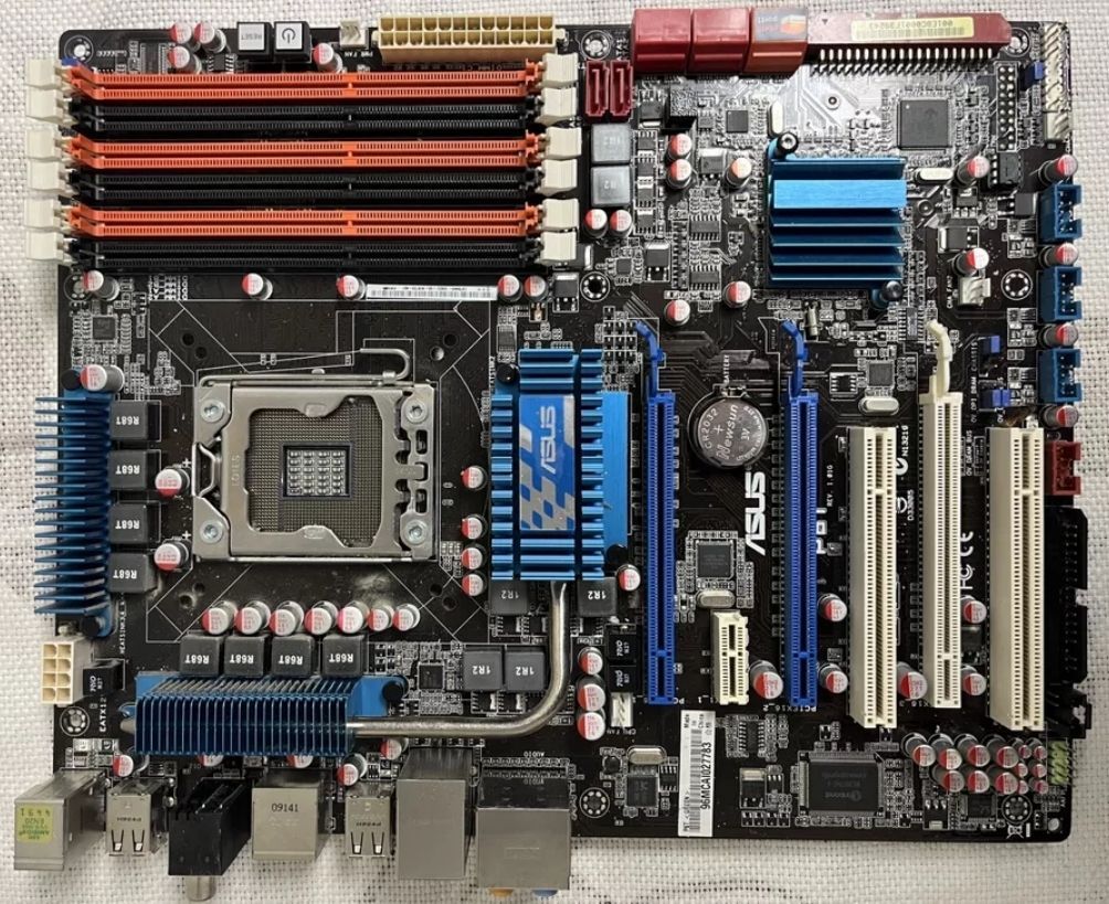 ASUS P6T Rev 1.01G Intel X58 LGA 1366 DDR3 ATX Motherboard