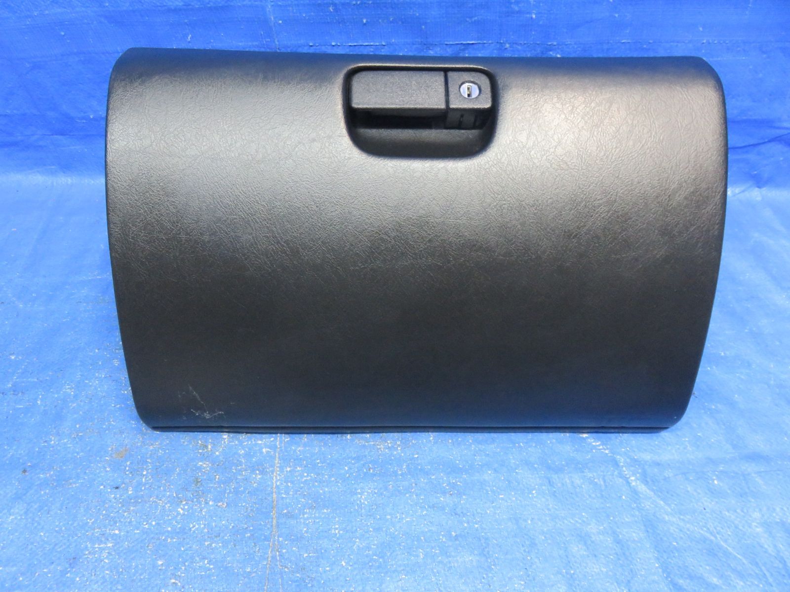 LA7055 三菱 EC5W レグナム 助手席 グローブボックス ダッシュ 純正 MR765368 ブラック EC1W EC3W EA1W EA3W 小傷