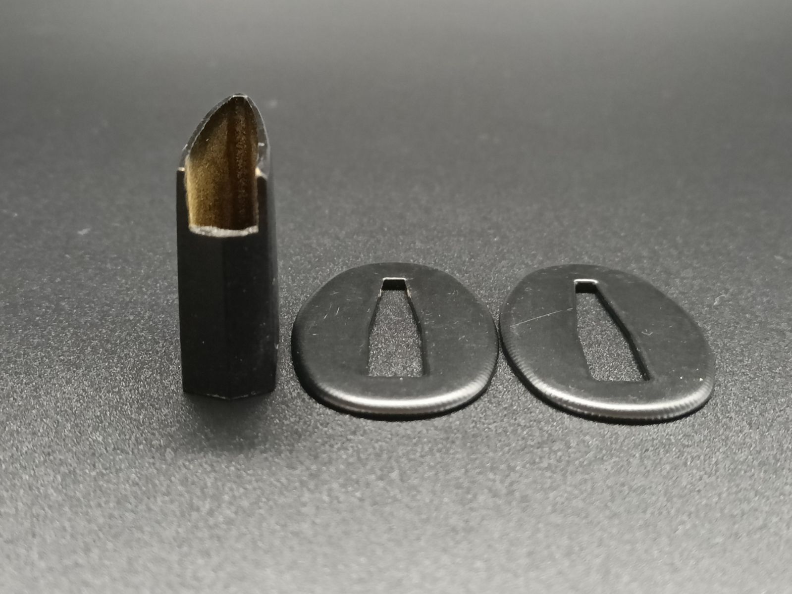 はばき 切羽 日本刀装具 ハバキ はばき 切羽 銅製 黒メッキ 日本刀装具 ハバキ - メルカリ
