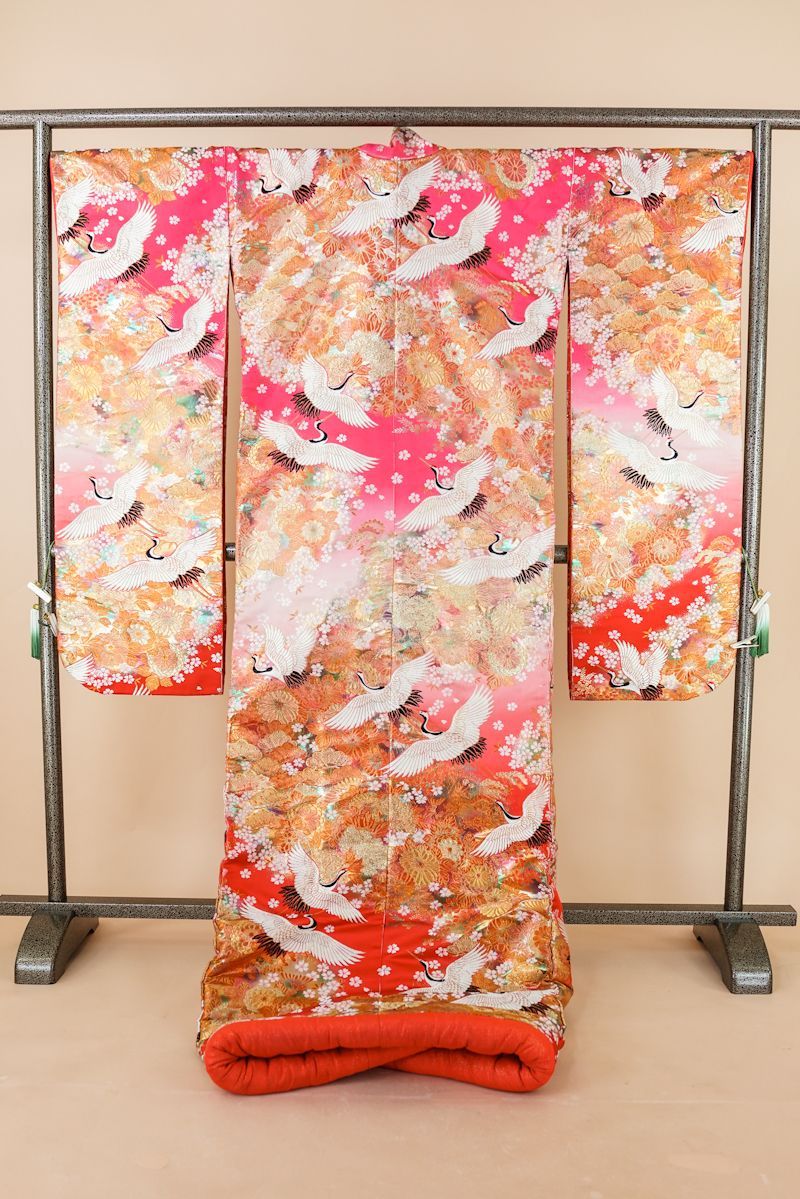花嫁衣裳】 販売 クラレナの コーラルピンク ゴールド 鶴 松 菊 桜