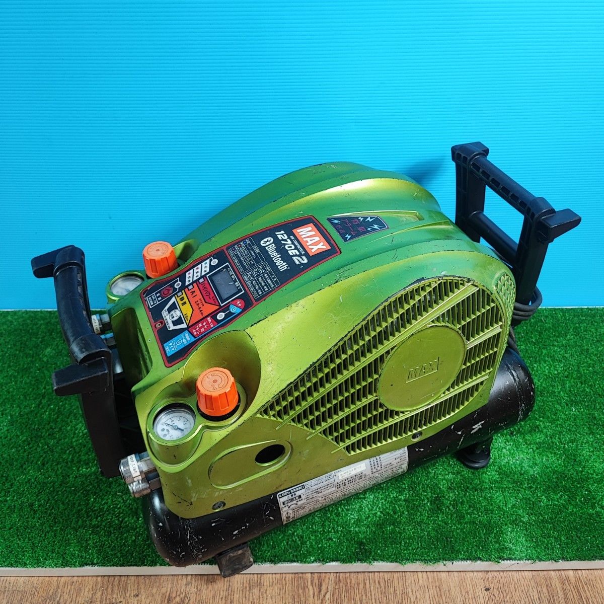 〇マックス(MAX) 高圧専用エアコンプレッサー AK-HH1270E2 ブライト  