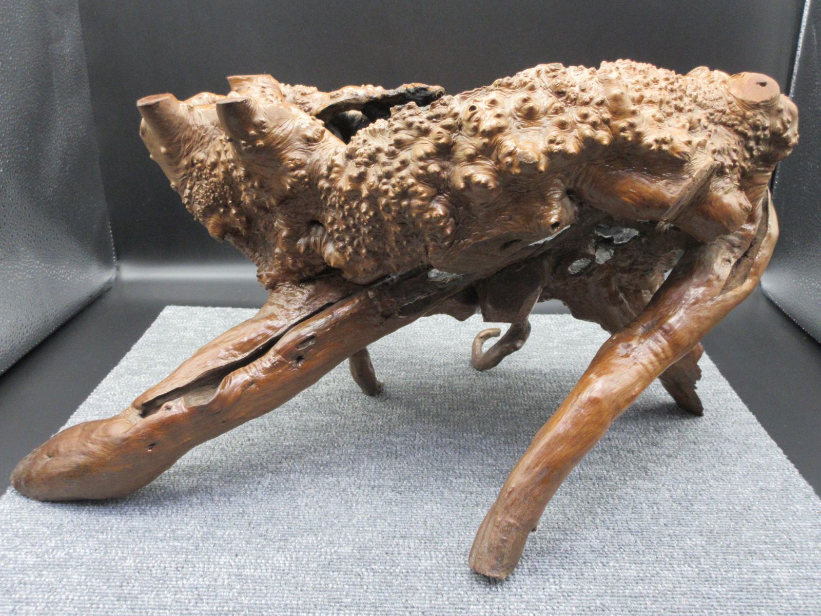 天然石マニカラン共生の蝶々 置物 彫物NO.032826