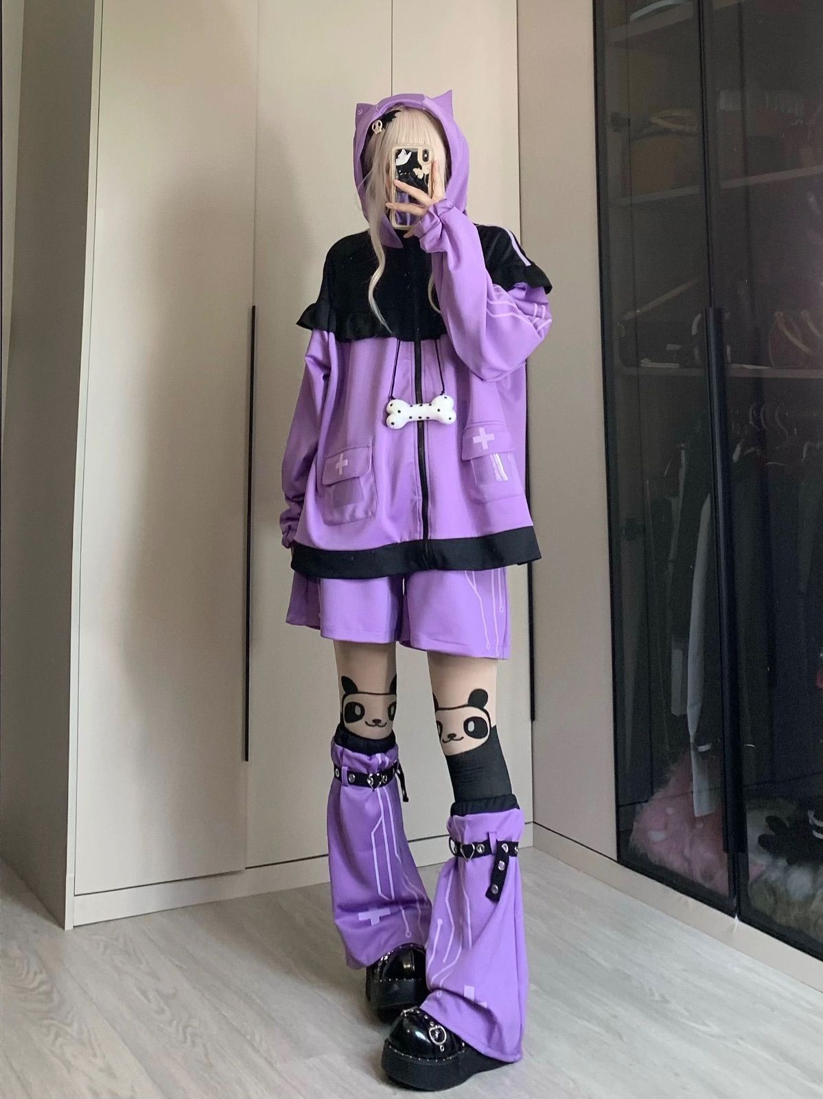 ブラック パープル ゲーミング サブカル 服 オーバーサイズ 大きめ ゆったり 原宿 渋谷 10代 20代 ファッション 人気