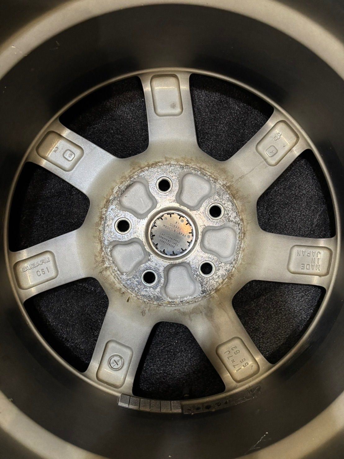 スバル レヴォーグ