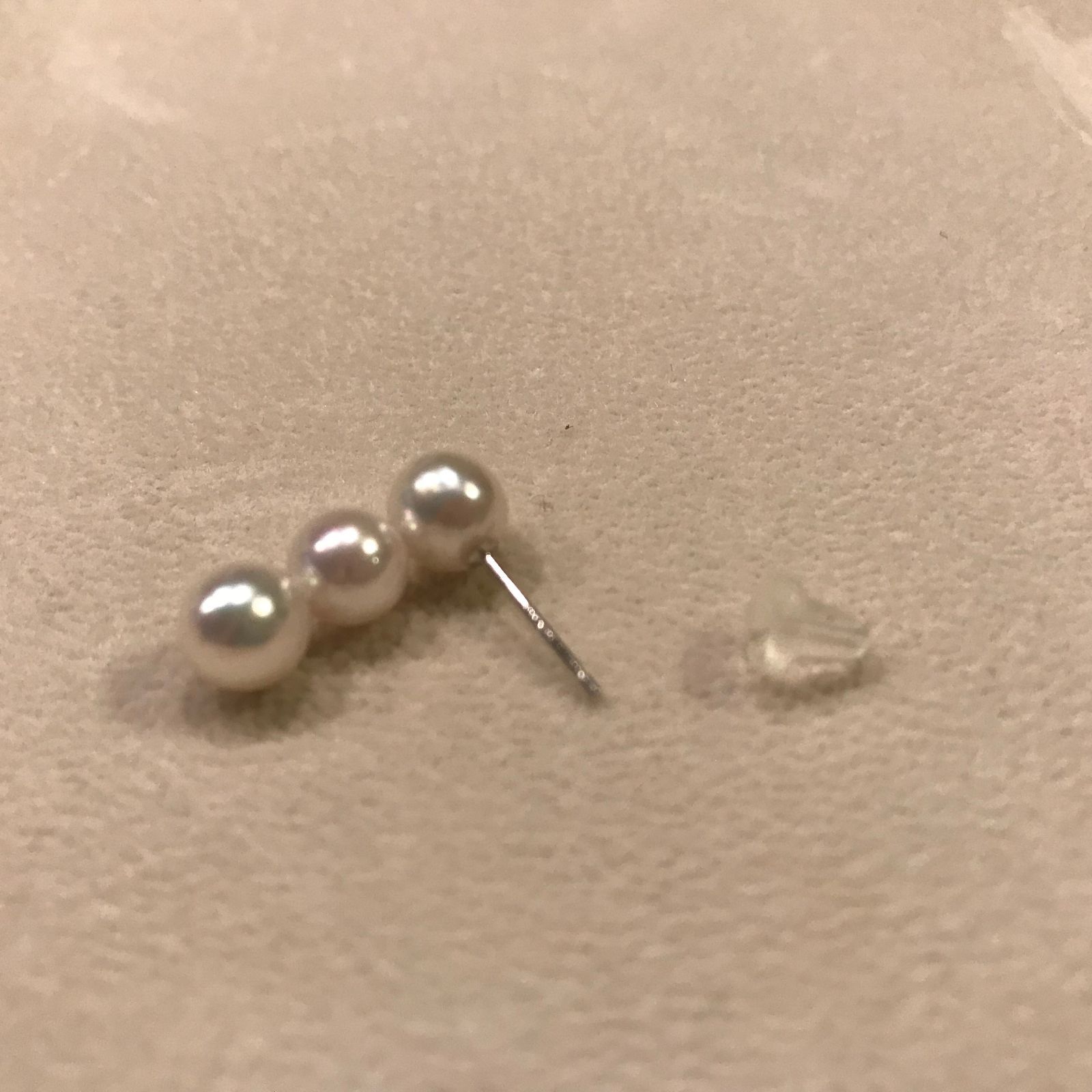 本真珠 アコヤパール ピアス 3連 ライン 18WG 両耳 - メルカリ