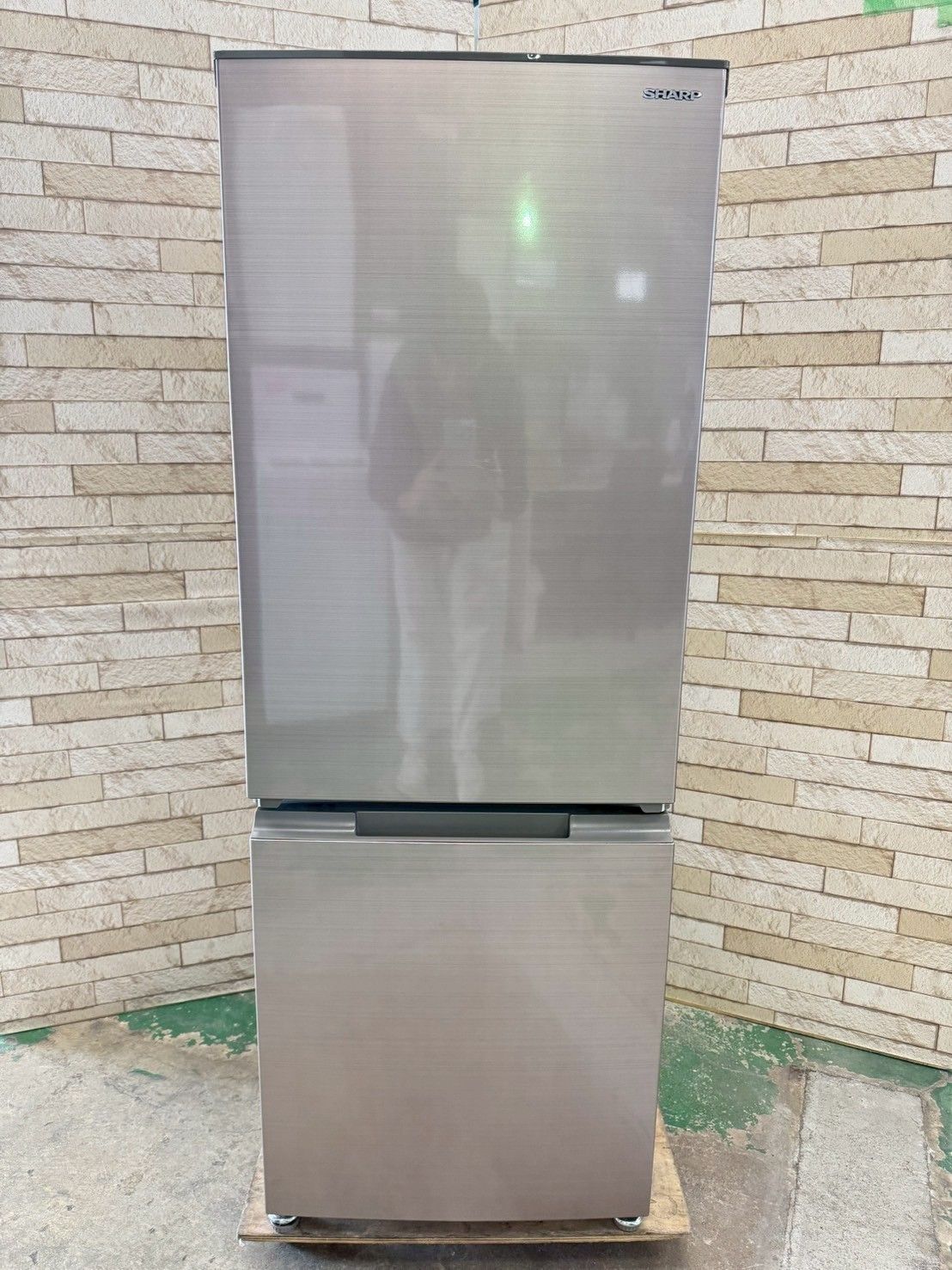 大阪送料無料☆3か月保障付き☆冷蔵庫☆シャープ☆2ドア☆2022年☆SJ