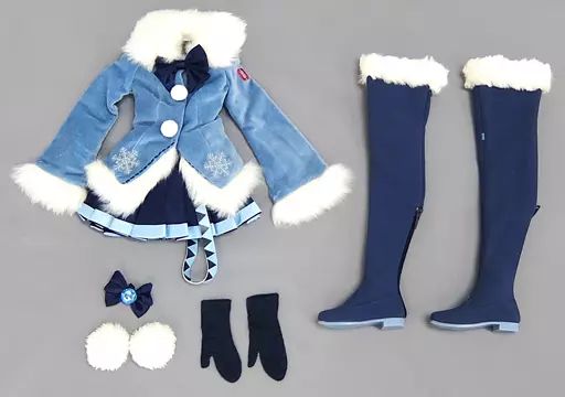 中古】ドールアクセサリー DD用 ふわふわコート セット 中古】ドールアクセサリー DD用 ふわふわコート セット