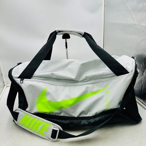 大容量ポケット付き ナイキ バッグ M グレー×ブラック×ネオン スポーツ 旅行 ジム用に