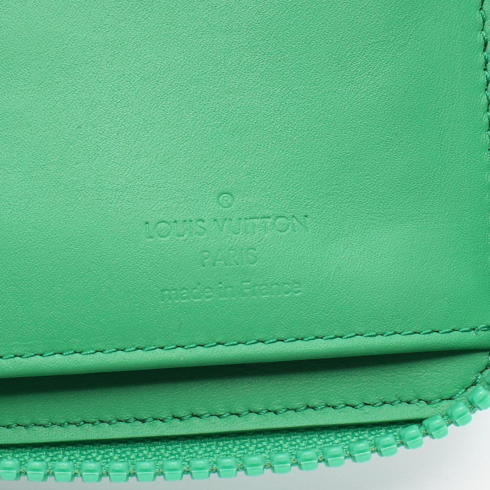 ルイ・ヴィトン LOUIS VUITTON ラウンド長財布 ジッピーウォレット