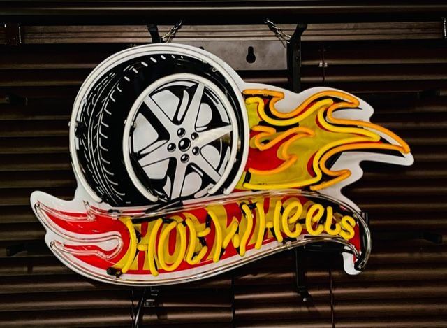 Hot Wheels ホットウィール ネオン 看板 コレクション US 雑貨 北米