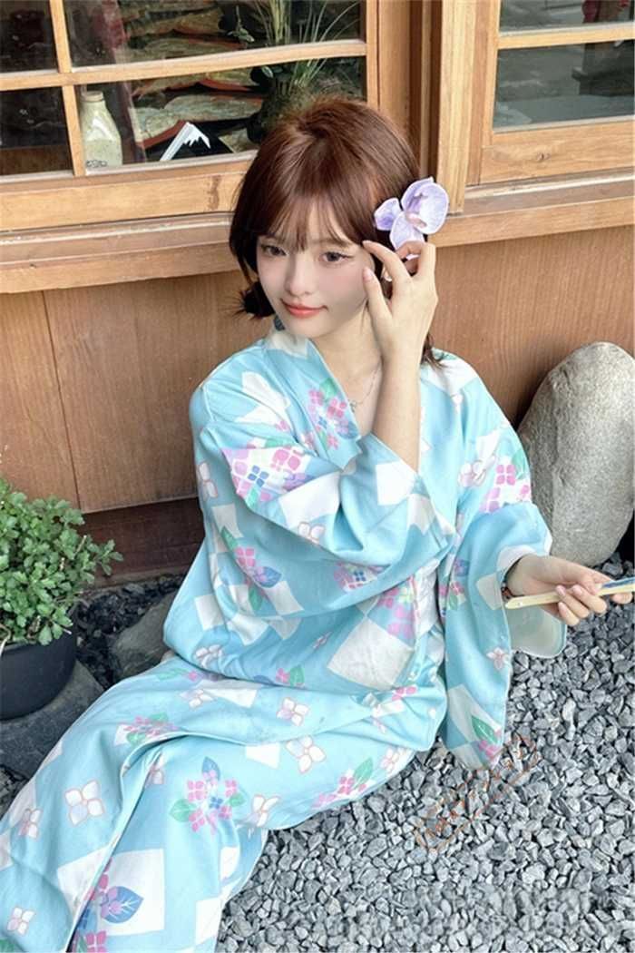 a*o様 2000円売り切り 有松絞り 浴衣 まとめ売り 着物 リメイク BM- a*o様 2000円売り切り 有松絞り 浴衣 まとめ売り 着物 リメイク BM- 我