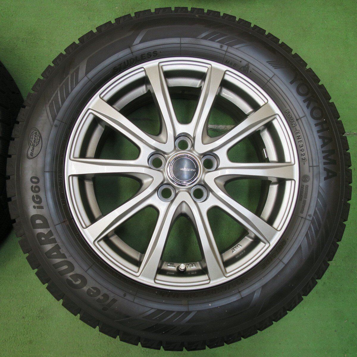 バリ溝!22年!キレイ!9分☆プリウス 等 195/65R15 バリ溝!22年!キレイ!9分☆プリウス 等 195/65R15