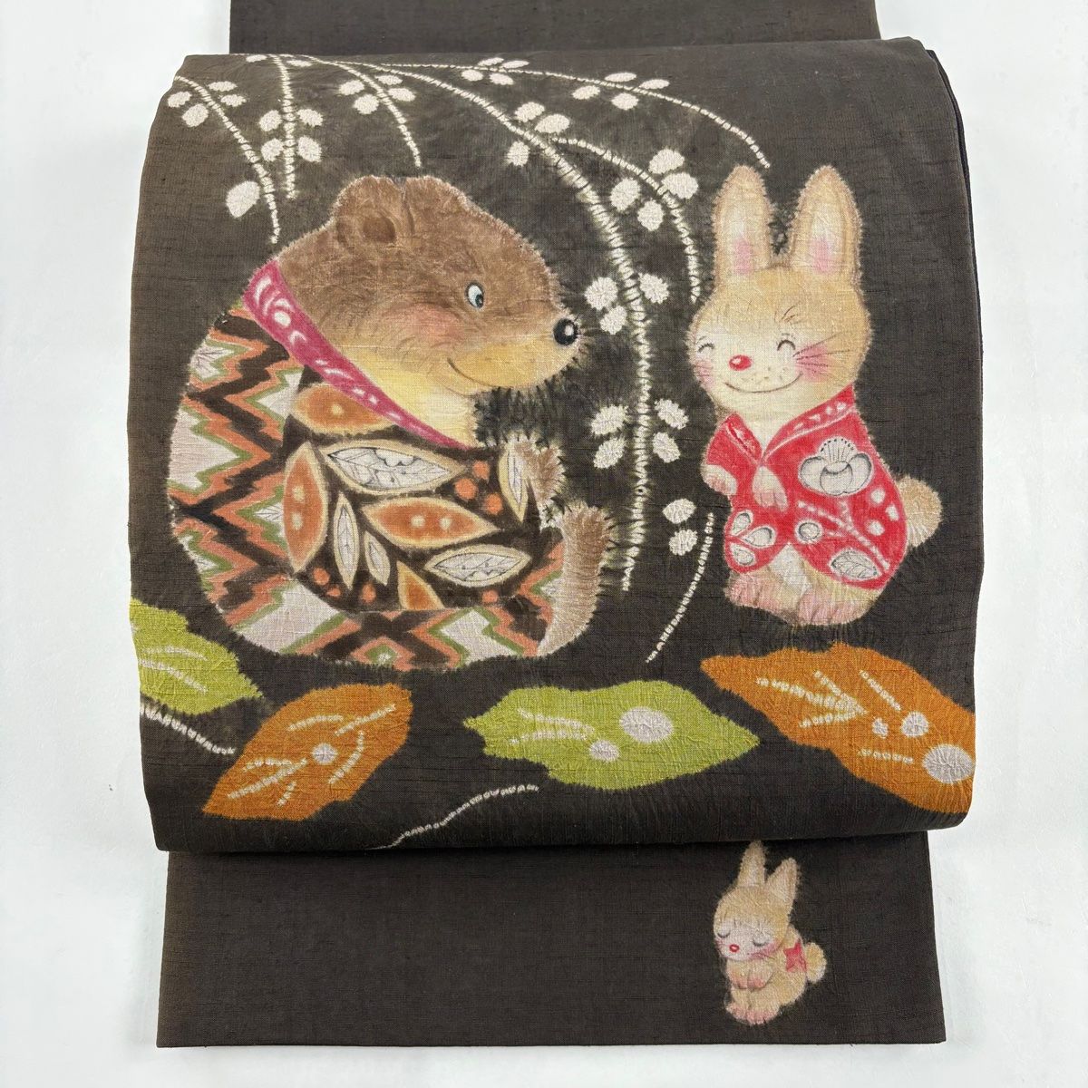 袋帯 美品 秀品 紬地 草花 霞 刺繍 絞り 茶色 お太鼓柄 正絹 袋帯 美品 秀品 紬地 草花 霞 刺繍 絞り 茶色 お太鼓柄 正絹