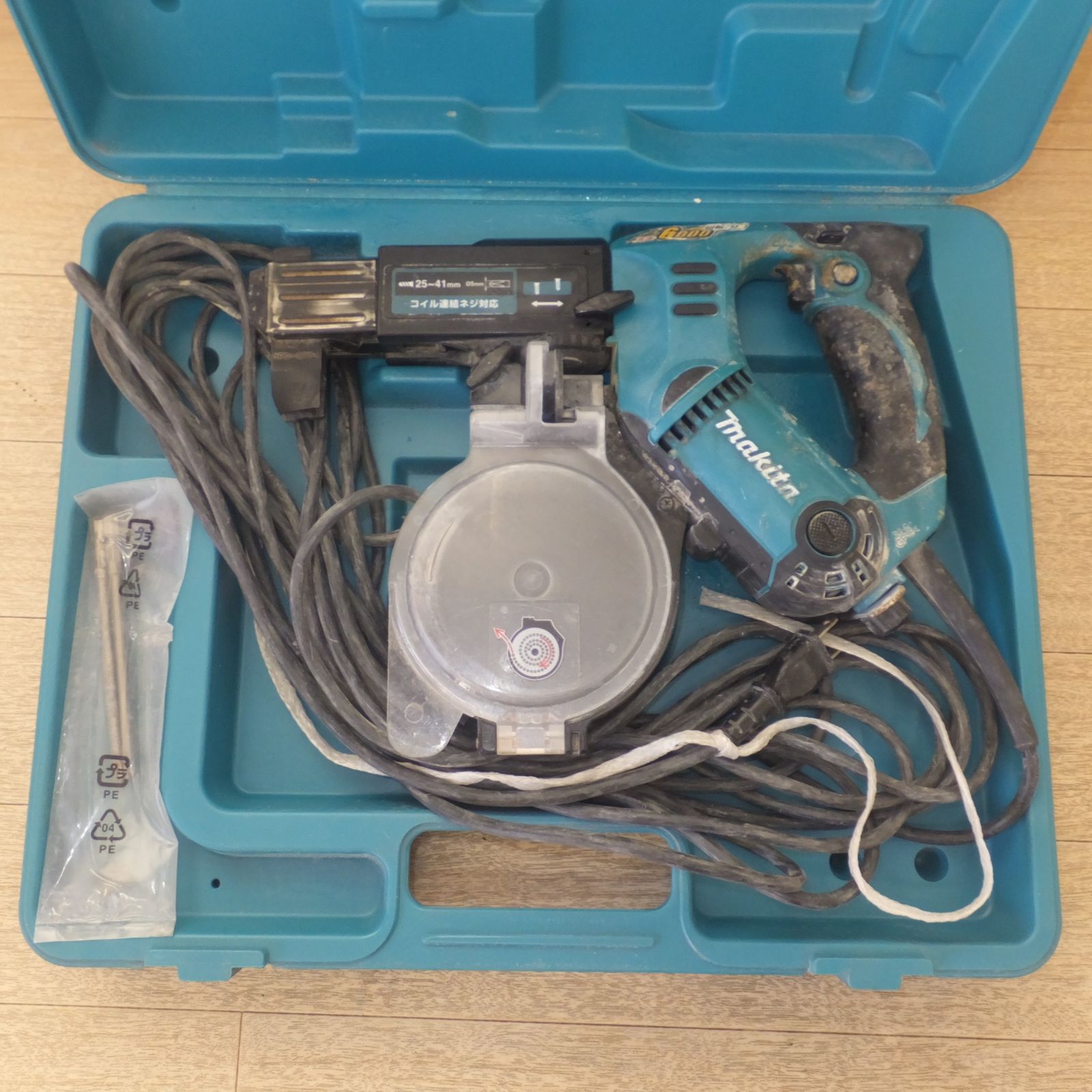 送料無料] 現状品☆マキタ makita オートパックスクリュードライバ 